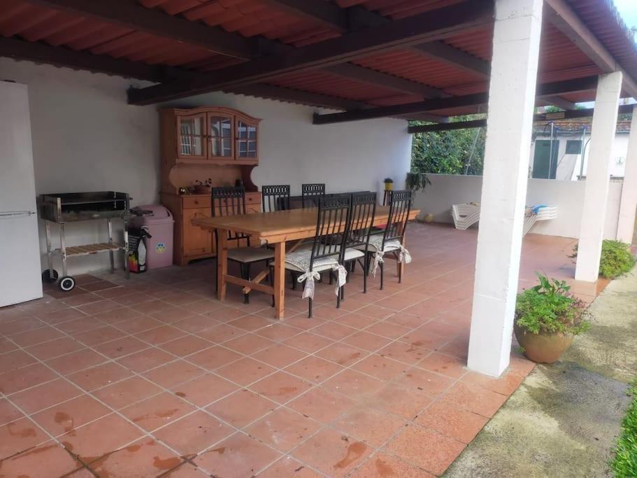 Villa Amplia Casa Familiar à Pontevedra Extérieur photo
