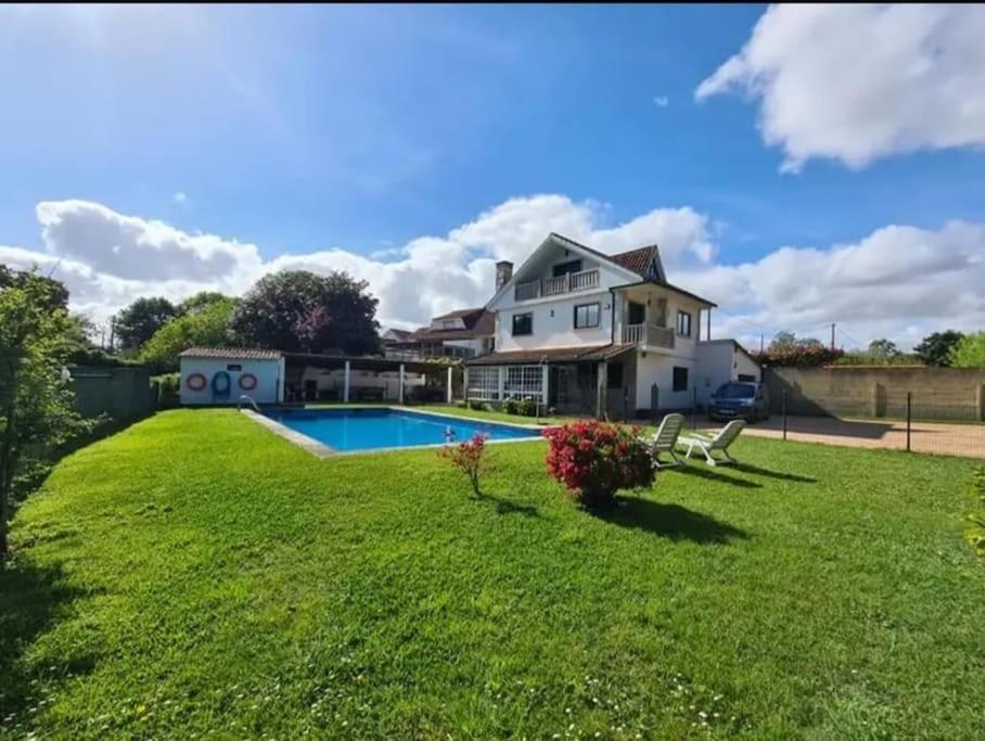 Villa Amplia Casa Familiar à Pontevedra Extérieur photo